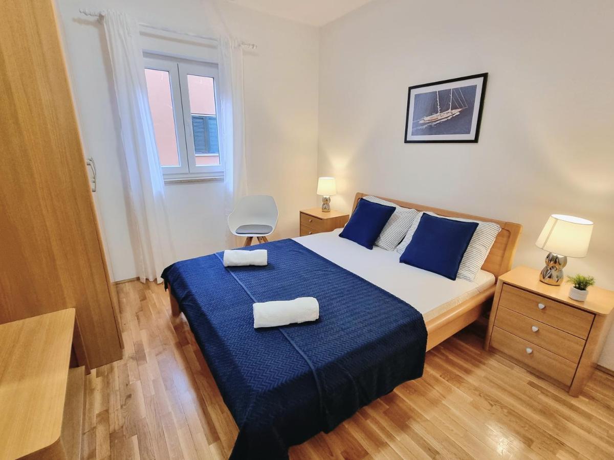 App Oleander Apartment Umag Exterior photo