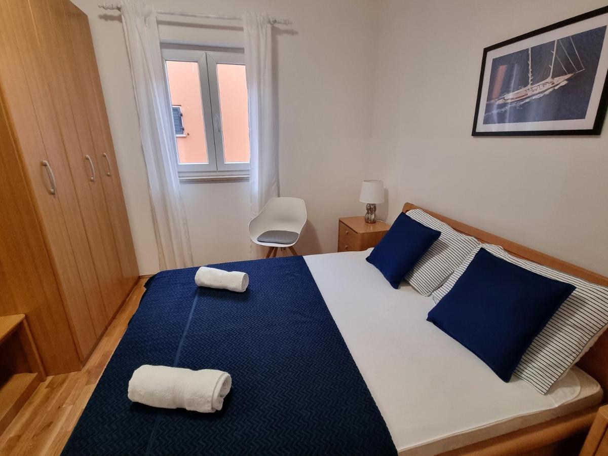 App Oleander Apartment Umag Exterior photo